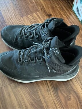 Men's Black kizik Waterproof Casual Sneakers